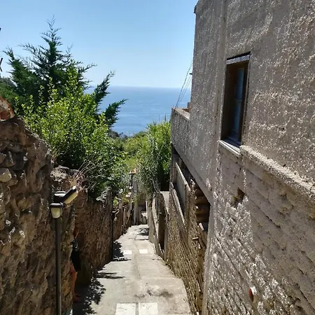 Raffaela Village Via Scannella N32 *